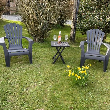 The Little Garden Hideaway With Stunning Sea Views And Garden Bed & Breakfast Holyhead Exterior photo